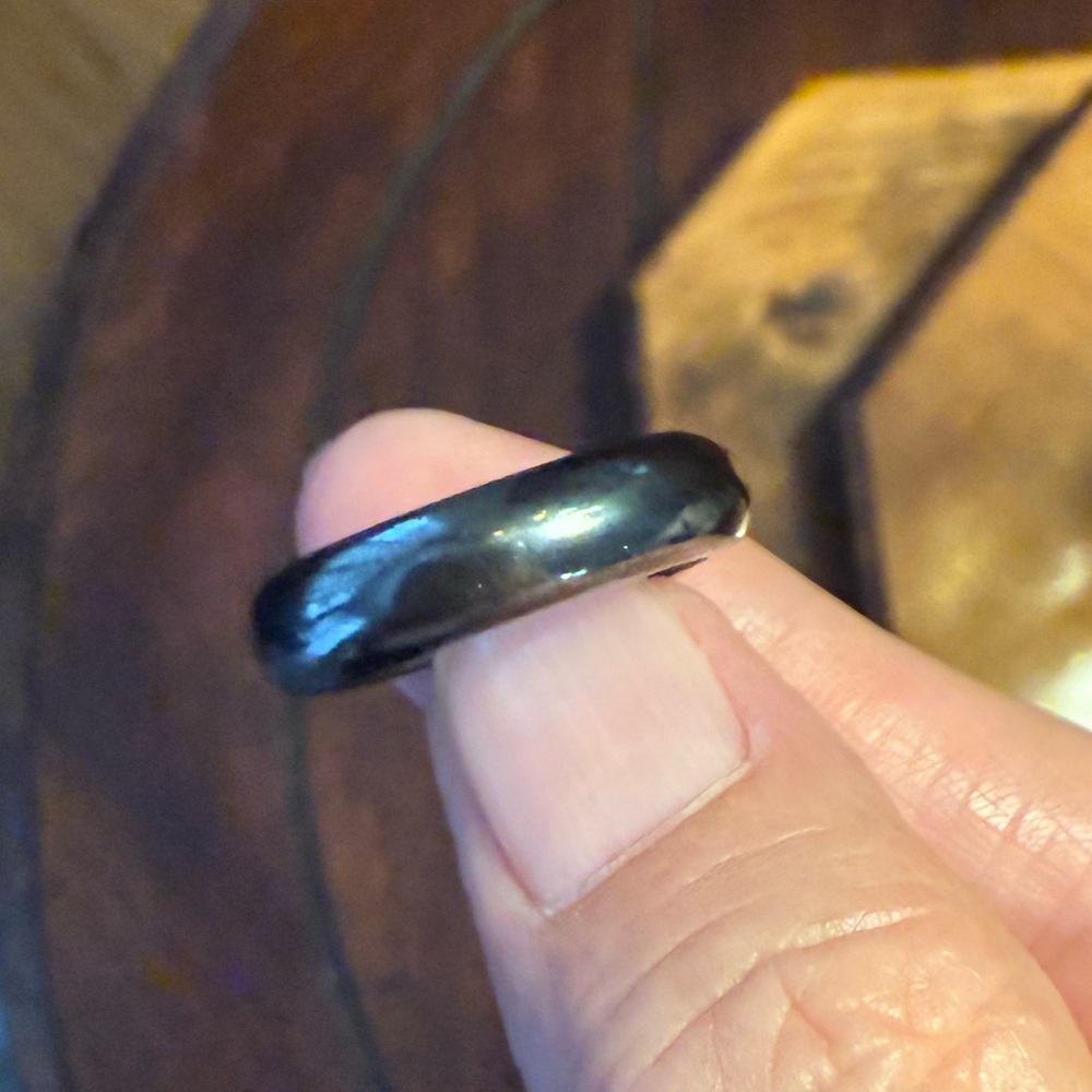 Carved hematite size 6.0 band ring - Picture 6 of 6